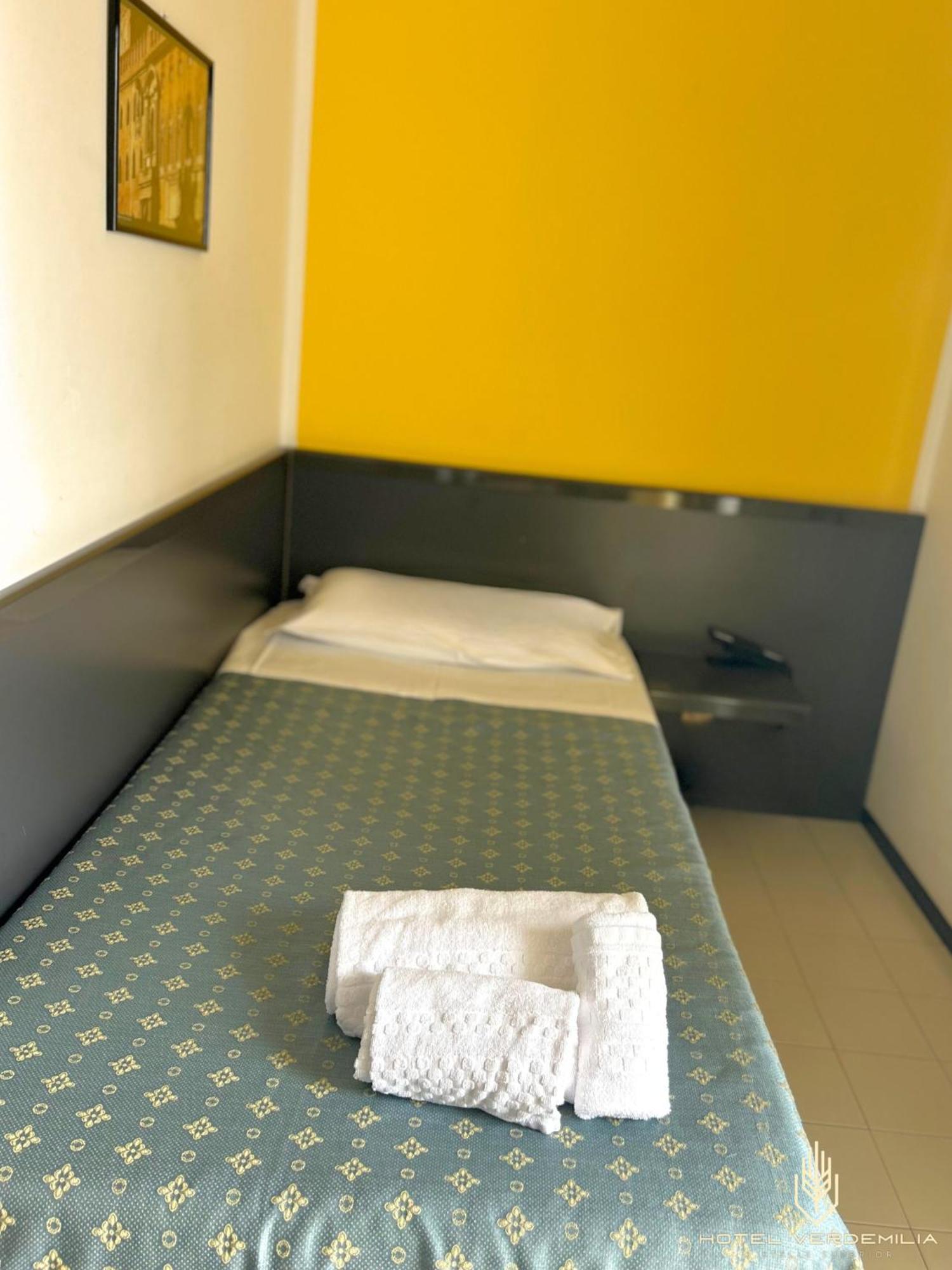 Verdemilia Hotel Anzola dell'Emilia Eksteriør billede